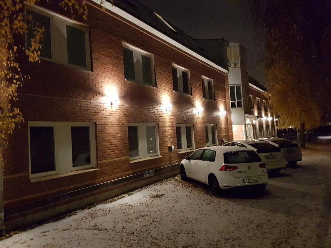 Vandrarhem Uppsala - Portalgatan Εξωτερικό φωτογραφία